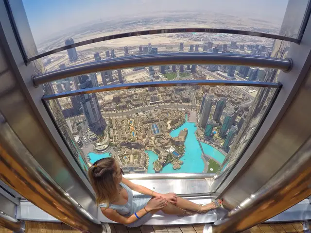 Dubai full-day and Burj Khalifa from Abu Dhabi